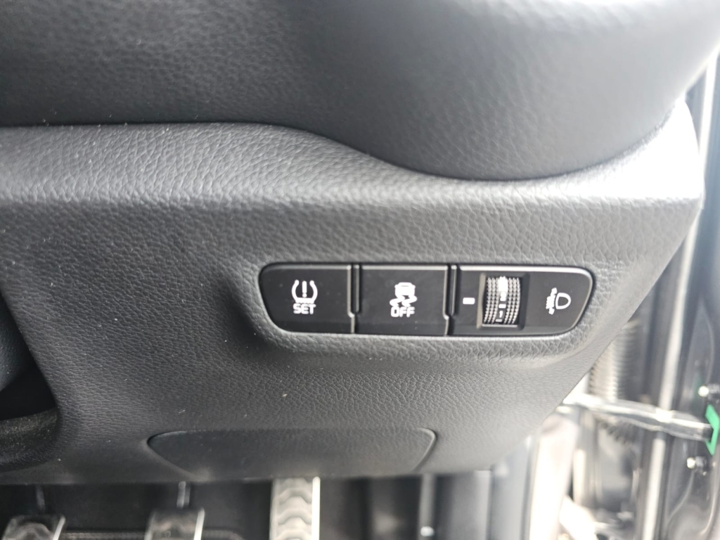 Kia Picanto 1.0 2 4 Seats White #28