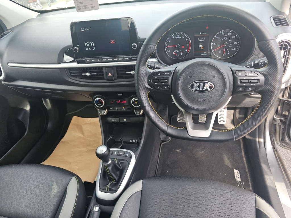 Kia Picanto 1.0 2 4 Seats White #16