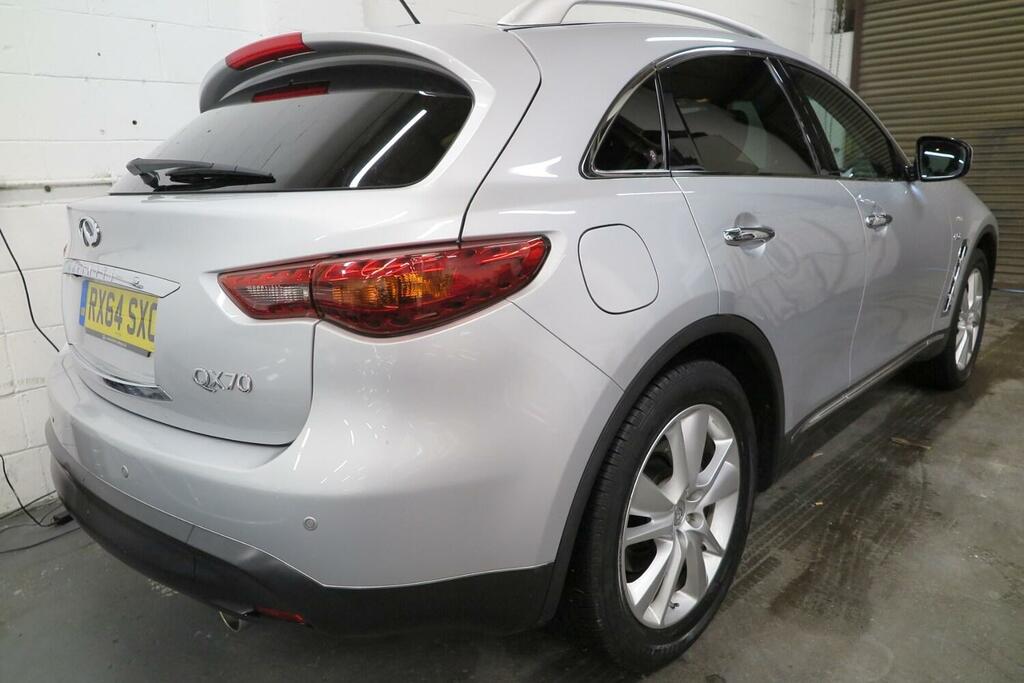 Infiniti QX70 3.0D Gt Silver #5