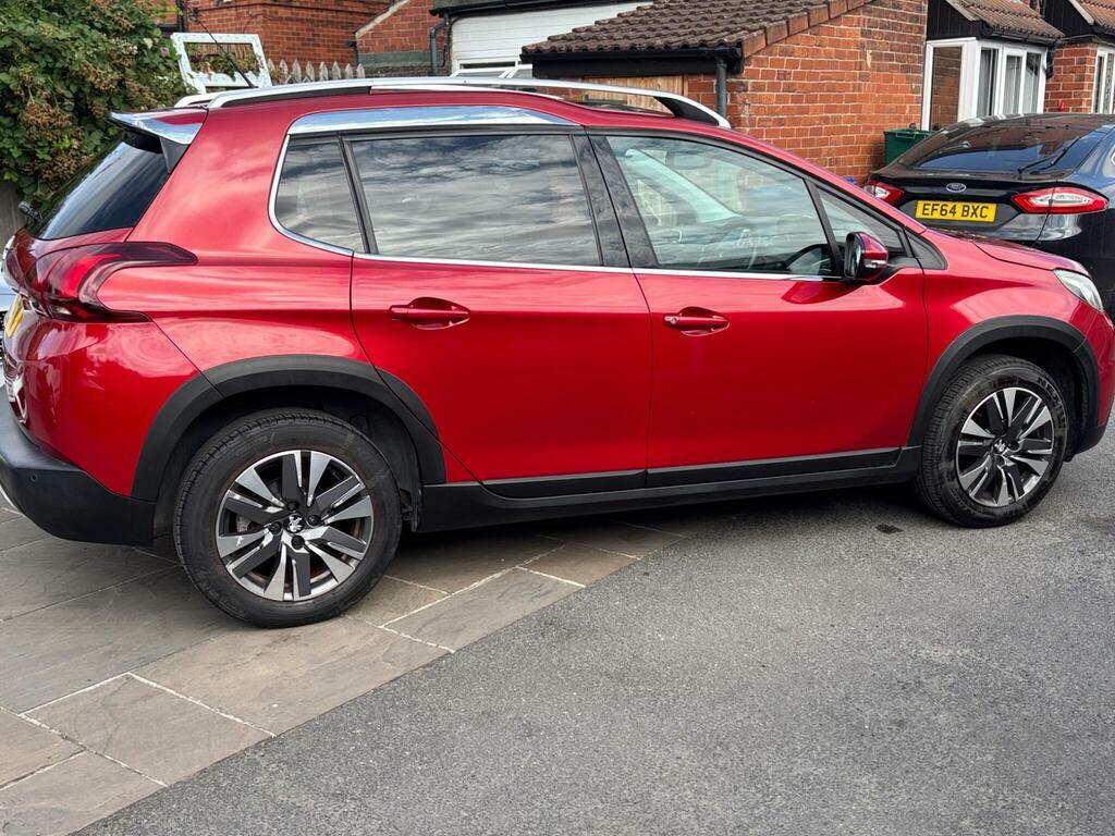 Peugeot 2008 Allure Premium Green #12