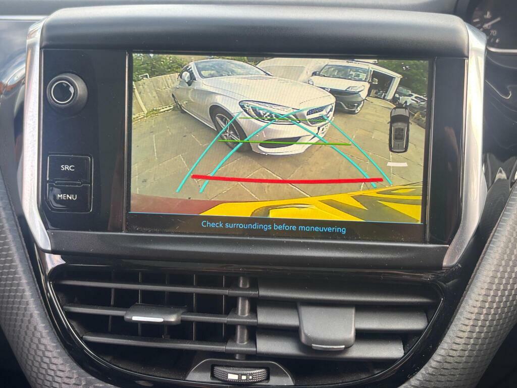 Peugeot 2008 Allure Premium Green #22
