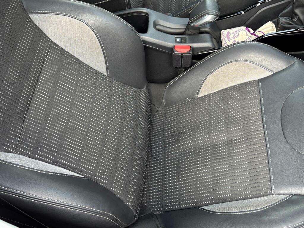Peugeot 2008 Allure Premium Green #15