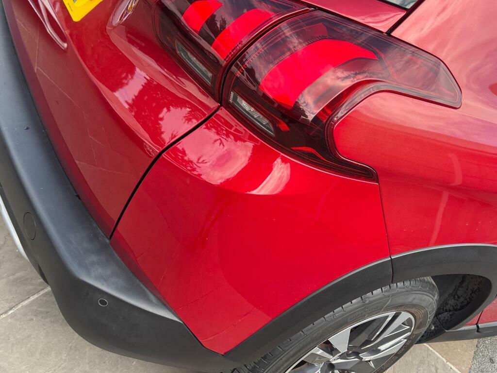Peugeot 2008 Allure Premium Green #32