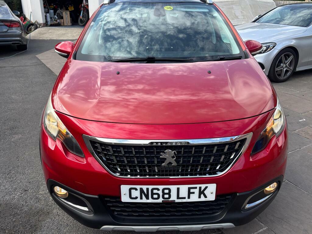 Peugeot 2008 Allure Premium Green #2
