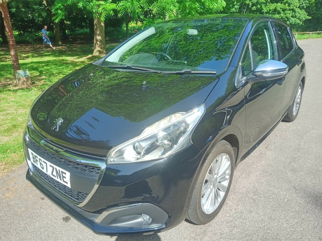 Peugeot 208 1.2 Puretech Allure 2017 Black
