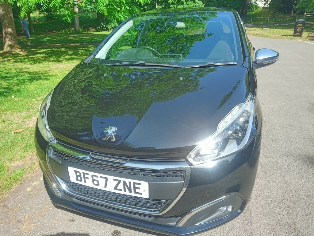 Peugeot 208 1.2 Puretech Allure 2017 BF67ZNE Black #2