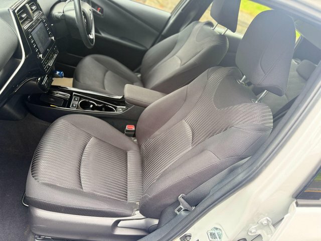 Toyota Prius+ Business Edition Plus Grey #45