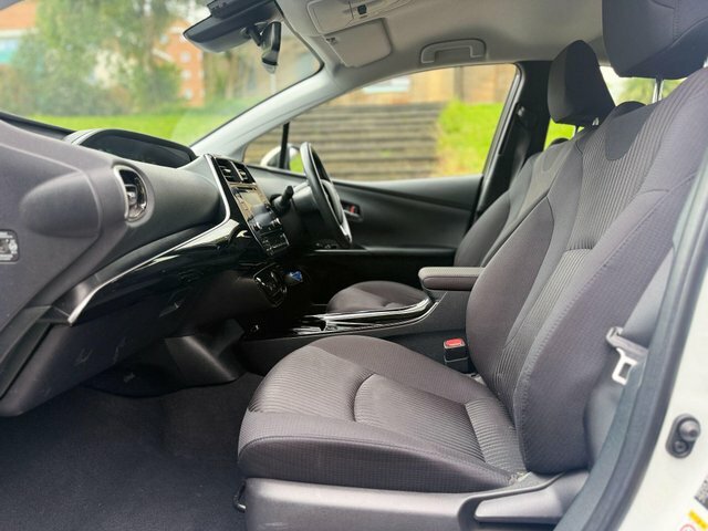 Toyota Prius+ Business Edition Plus Grey #44