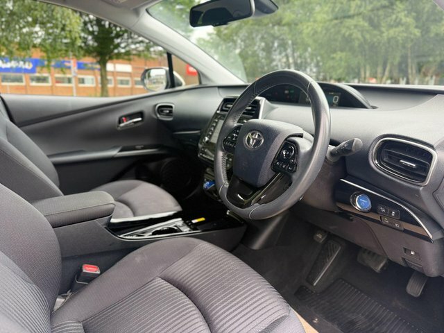 Toyota Prius+ Business Edition Plus Grey #15