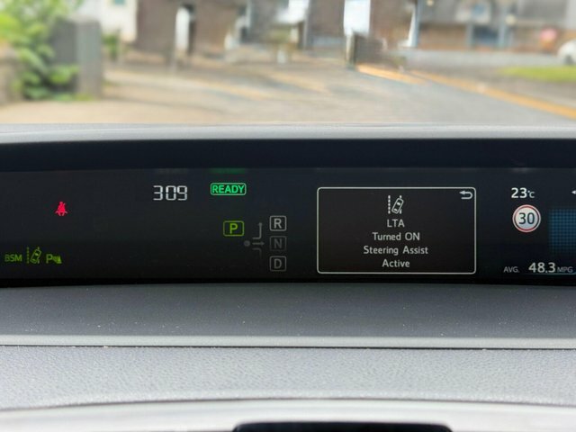 Toyota Prius+ Business Edition Plus Grey #30