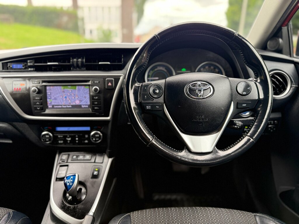 Toyota Auris 1.8 Vvt-h Excel Cvt Euro 5 Ss White #36
