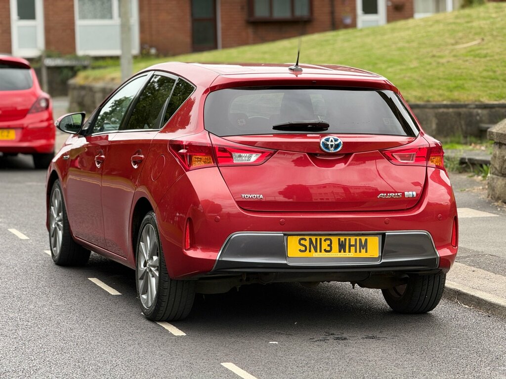 Toyota Auris 1.8 Vvt-h Excel Hatchback Hybrid Cvt Eu Red #6