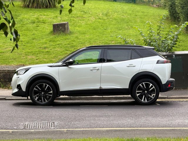 Peugeot 2008 Puretech Gt Line Euro YD20LHE White #4