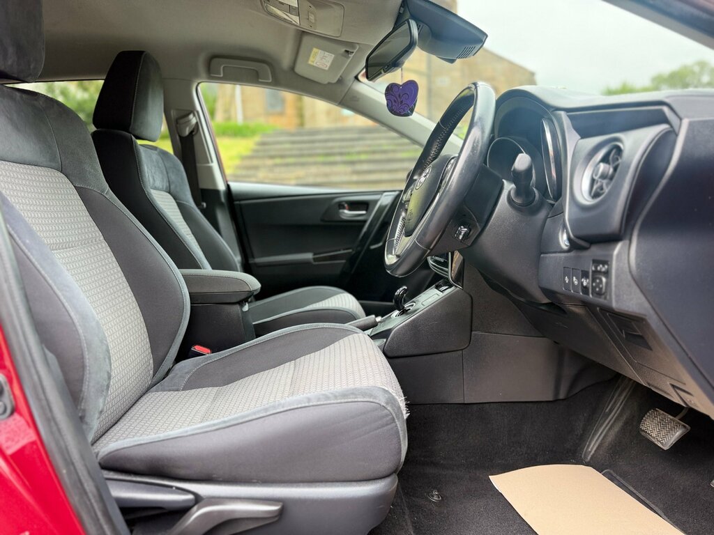 Toyota Auris 1.8 Vvt H Excel Hatchback Hybrid Cvt Grey #11