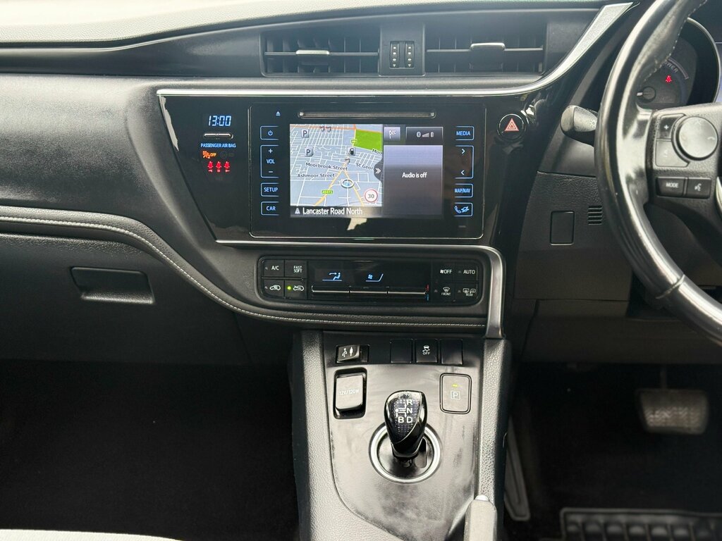Toyota Auris 1.8 Vvt H Excel Hatchback Hybrid Cvt Grey #13