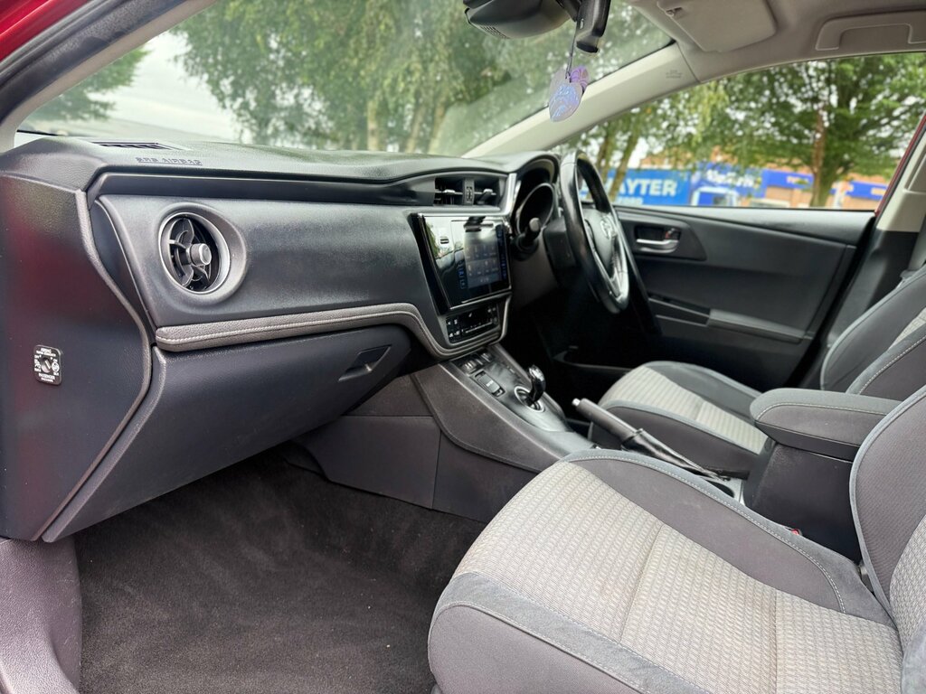 Toyota Auris 1.8 Vvt H Excel Hatchback Hybrid Cvt Grey #17