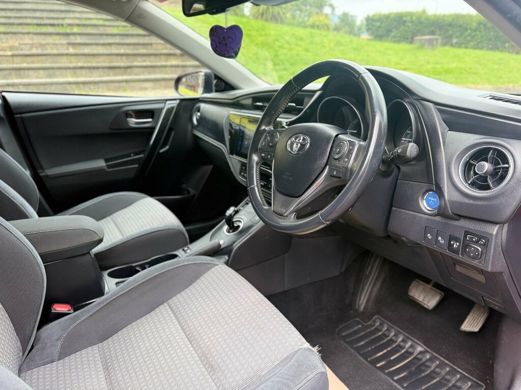 Toyota Auris 1.8 Vvt H Excel Hatchback Hybrid Cvt Grey #16
