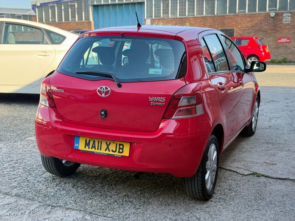 Toyota Yaris 1.33 Dual Vvt-i T Spirit Hatchback Mult Red #4
