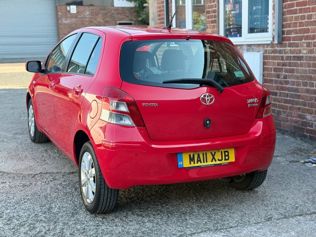Toyota Yaris 1.33 Dual Vvt-i T Spirit Hatchback Mult Red #6