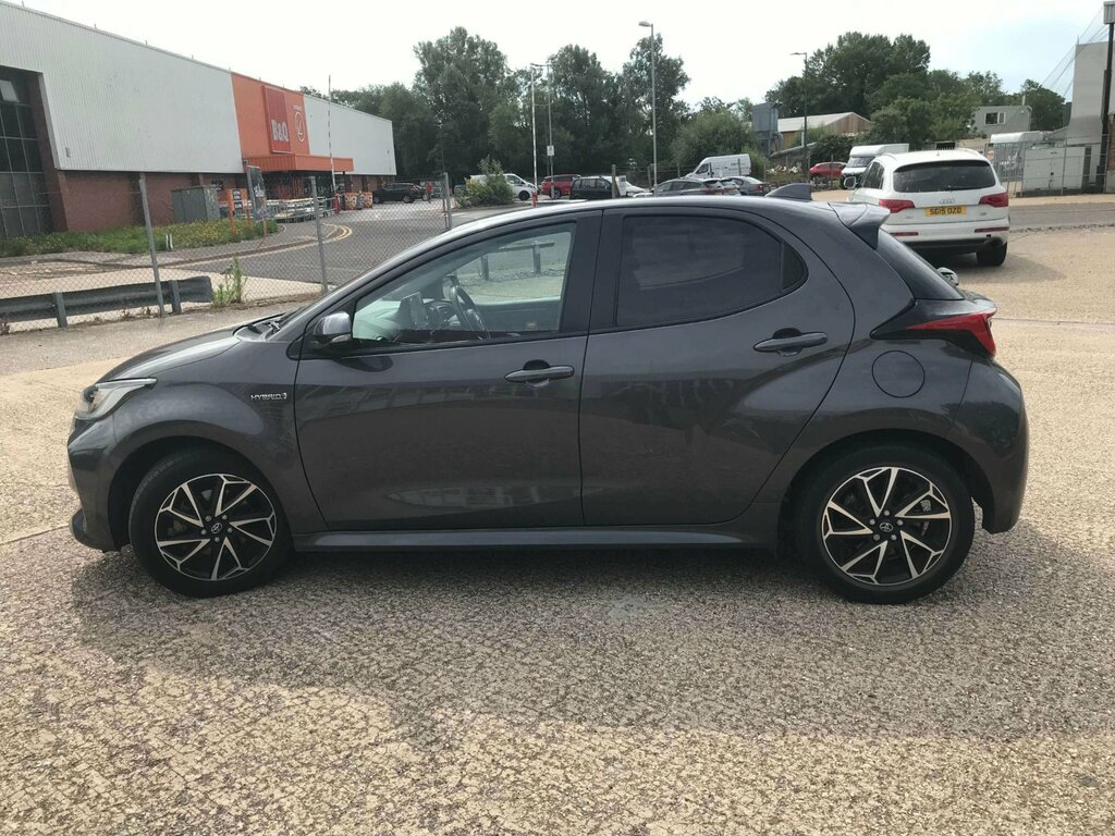 Toyota Yaris 1.5 Vvt-h Design Hatchback Hybrid E-cvt Grey #6