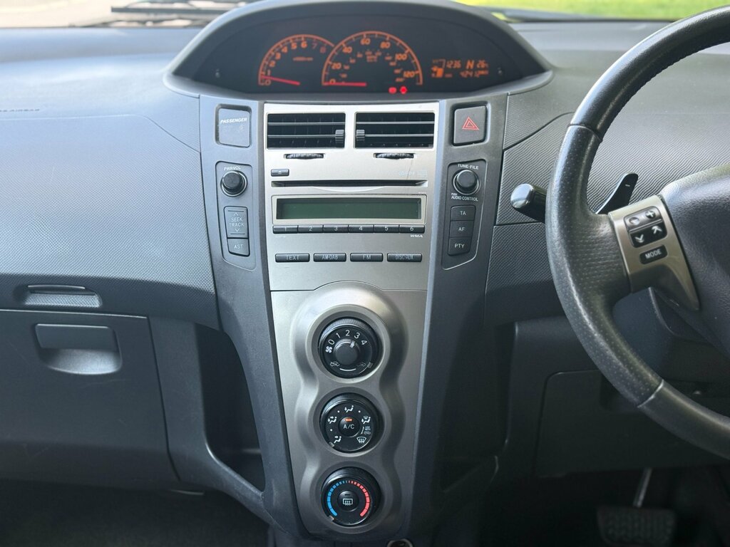 Toyota Yaris 2010 Toyota Yarisnbsp1.33 Dual Vvt-i Tr Euro 4 S Grey #12