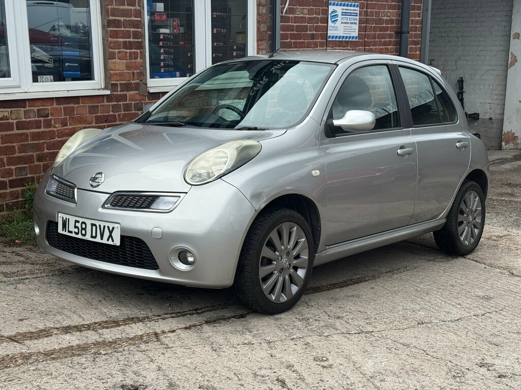 Nissan Micra 1.4 16V Tekna Hatchback 154 Gk Silver
