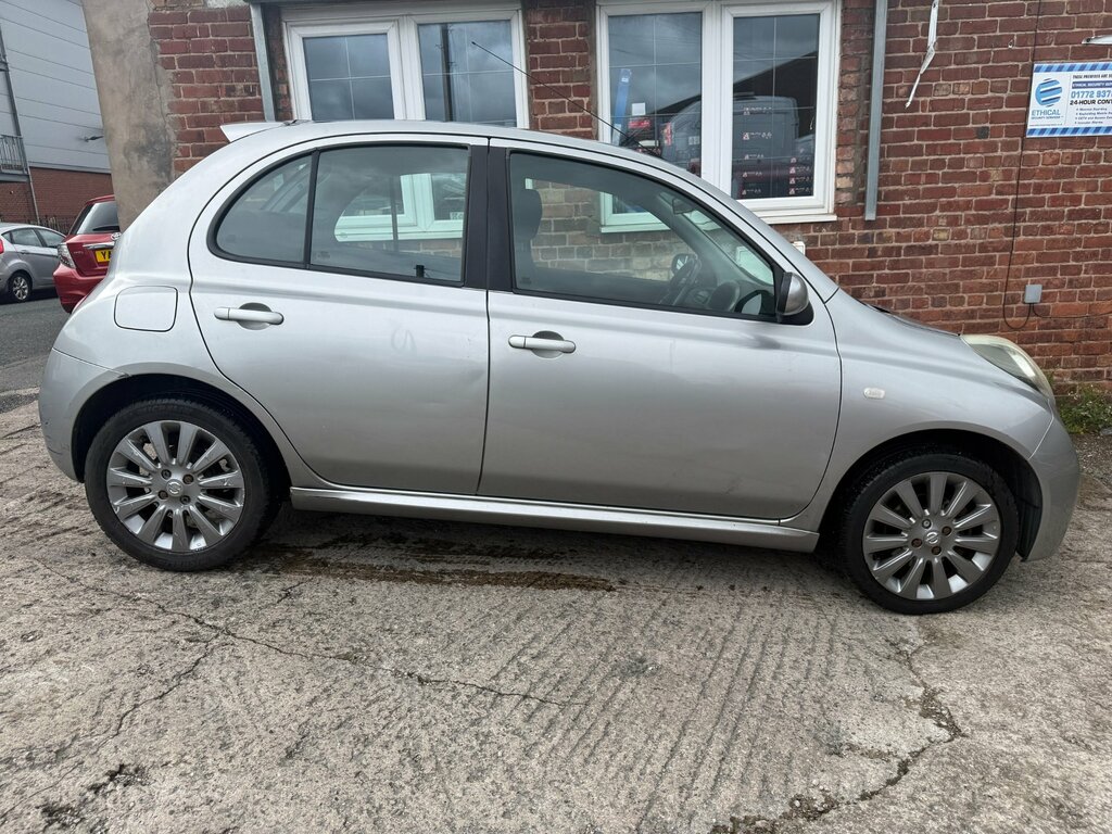 Nissan Micra 1.4 16V Tekna Hatchback 154 Gk Silver #5