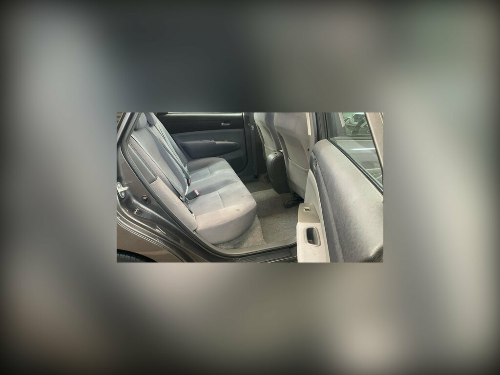 Toyota Prius 1.5 T3 Hatchback Hybrid Cvt 104 Gkm, Grey #5