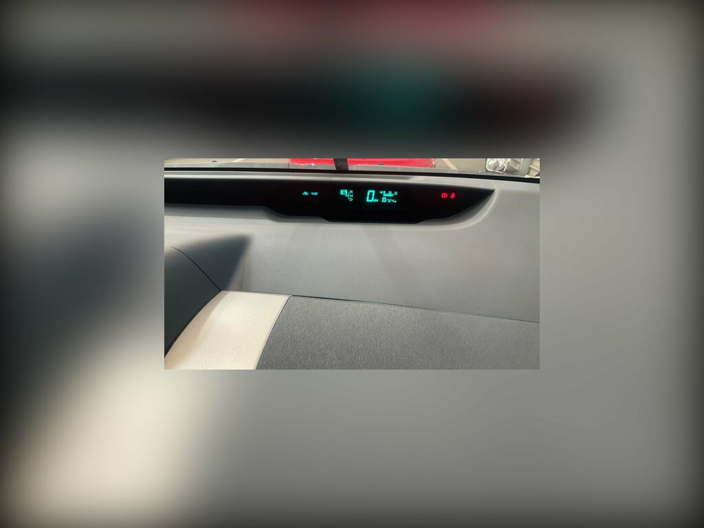 Toyota Prius 1.5 T3 Hatchback Hybrid Cvt 104 Gkm, Grey #3