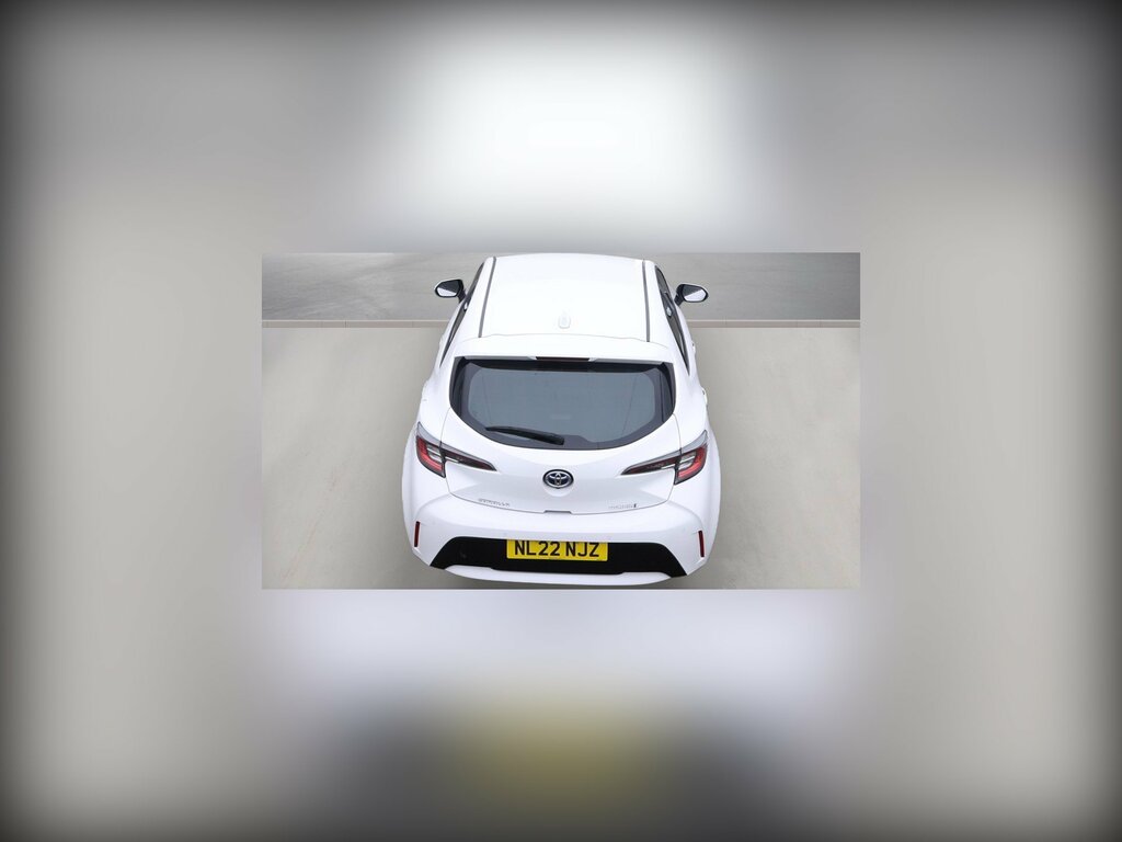 Toyota Corolla 1.8 Vvt-h Gpf Icon Tech Hatchback Hybri White #2