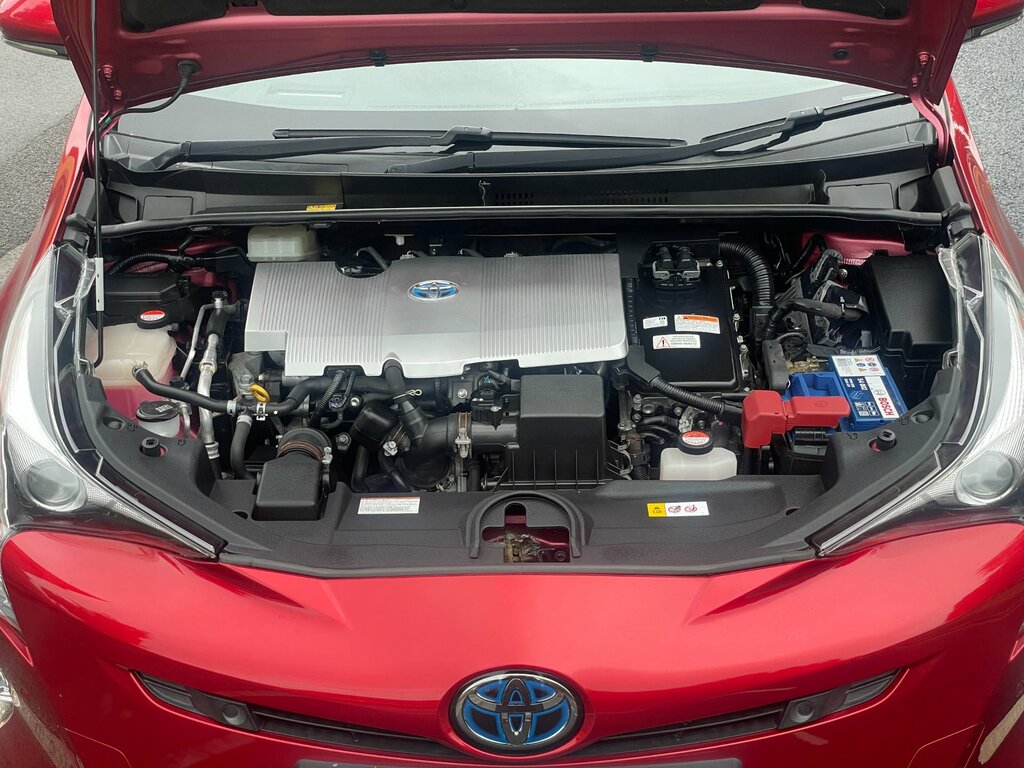 Toyota Prius Vvt-i Active Black #28