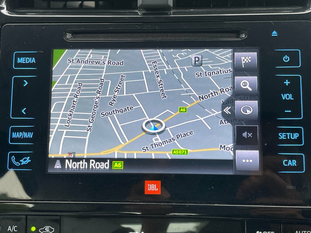 Toyota Prius Vvt-i Active Black #13