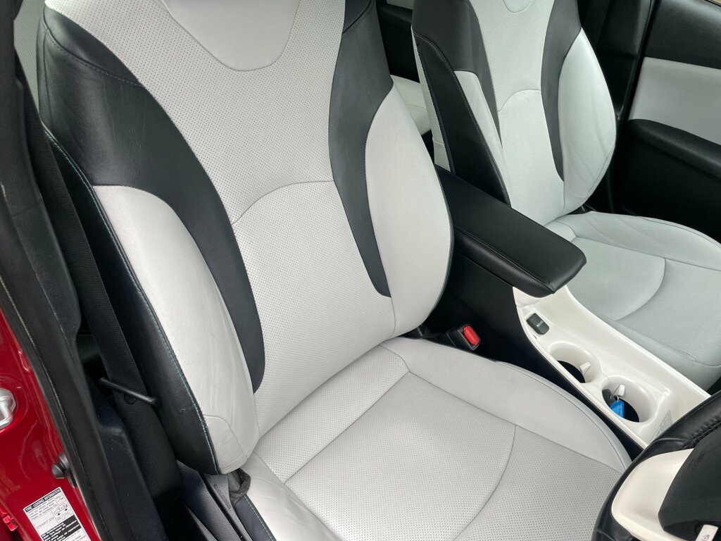 Toyota Prius Vvt-i Active Black #17