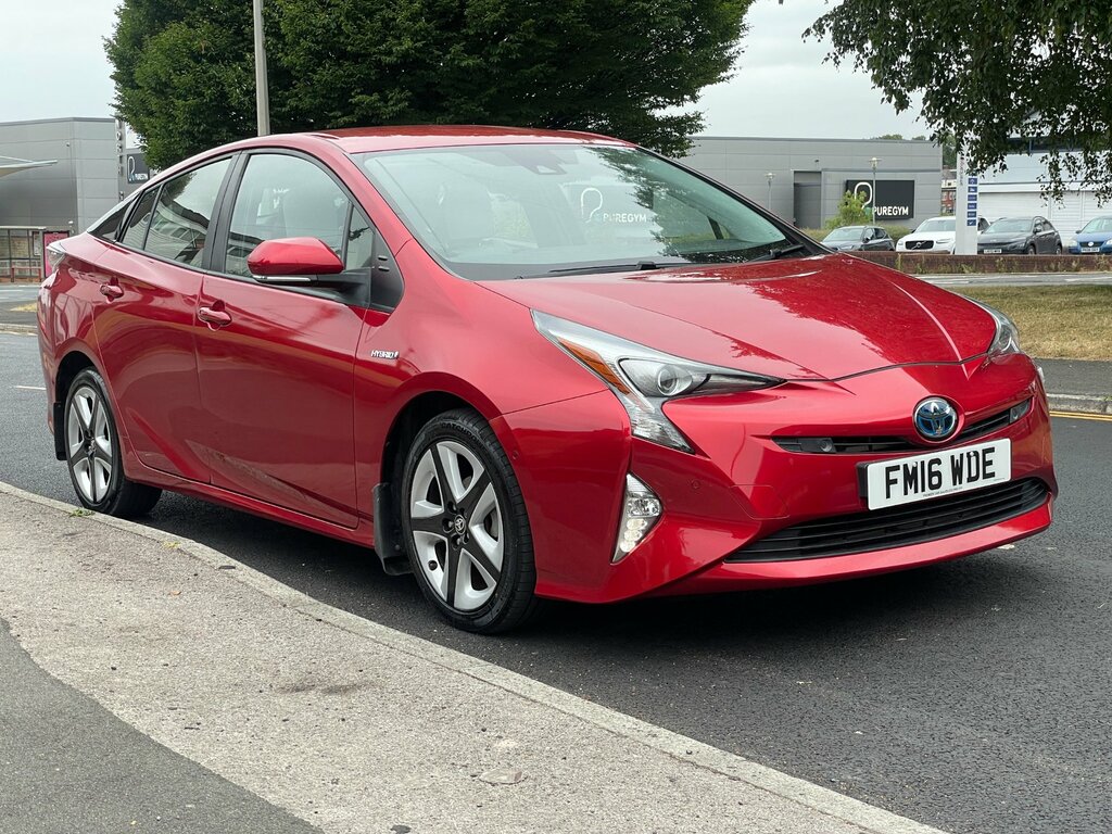 Toyota Prius 1.8 Vvt-h Excel Hatchback Hybrid Cvt Eu Red #3