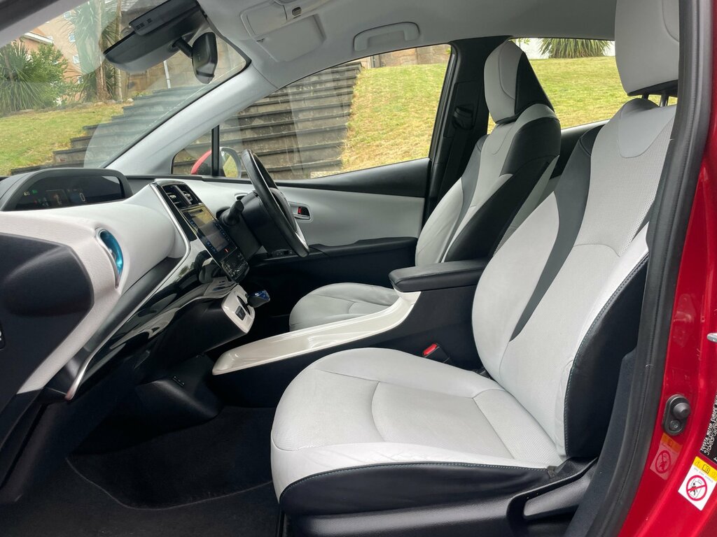 Toyota Prius Vvt-i Active Black #22