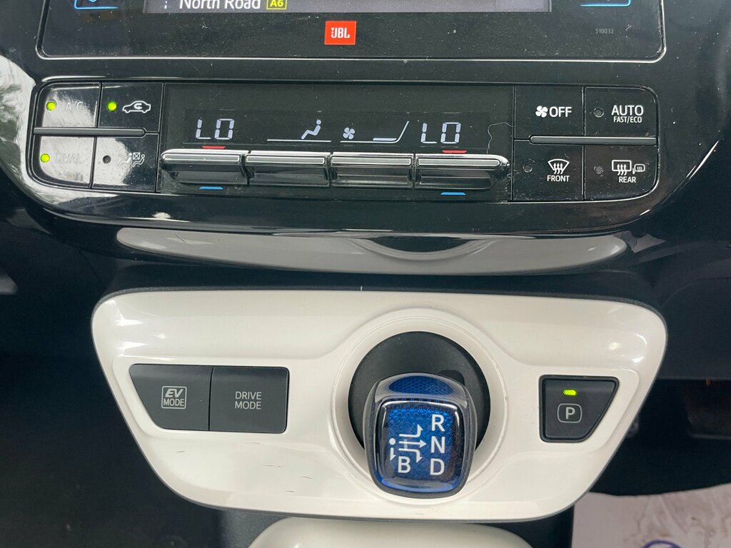 Toyota Prius Vvt-i Active Black #31