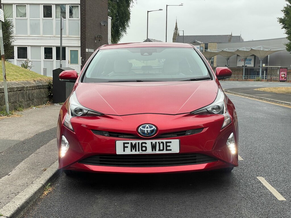 Toyota Prius 1.8 Vvt-h Excel Hatchback Hybrid Cvt Eu Red #2