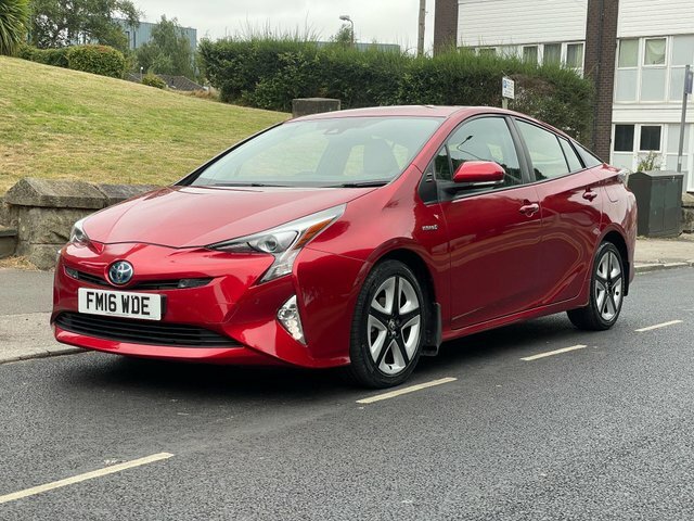 Toyota Prius Vvt-h Excel Cvt Euro Red