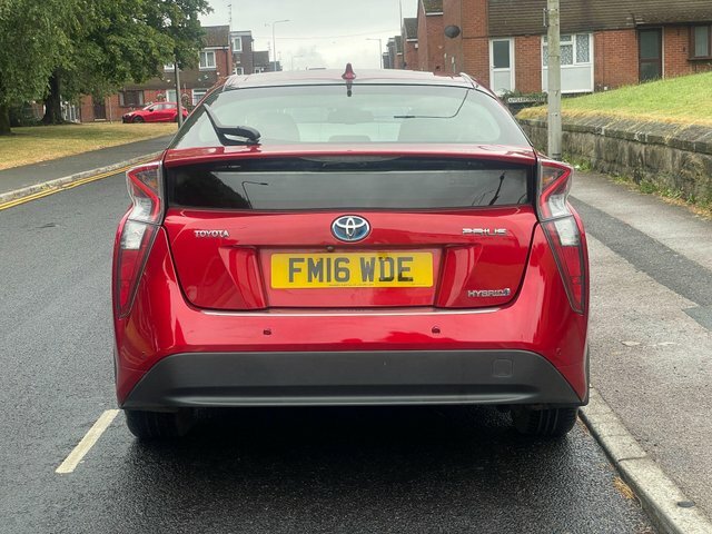 Toyota Prius Vvt-h Excel Cvt Euro Red #5