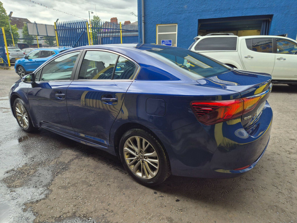Toyota Avensis 1.6 D-4d Business Edition Euro 6 Ss Blue #3