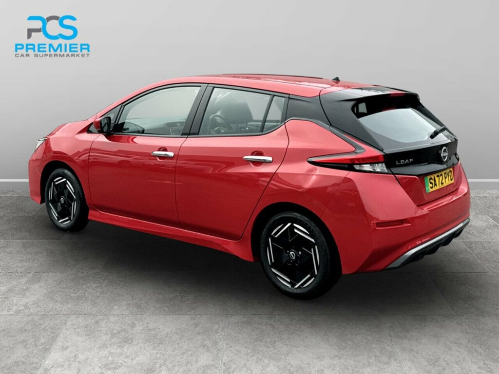 Nissan Leaf Acenta SA72PYD Red #2