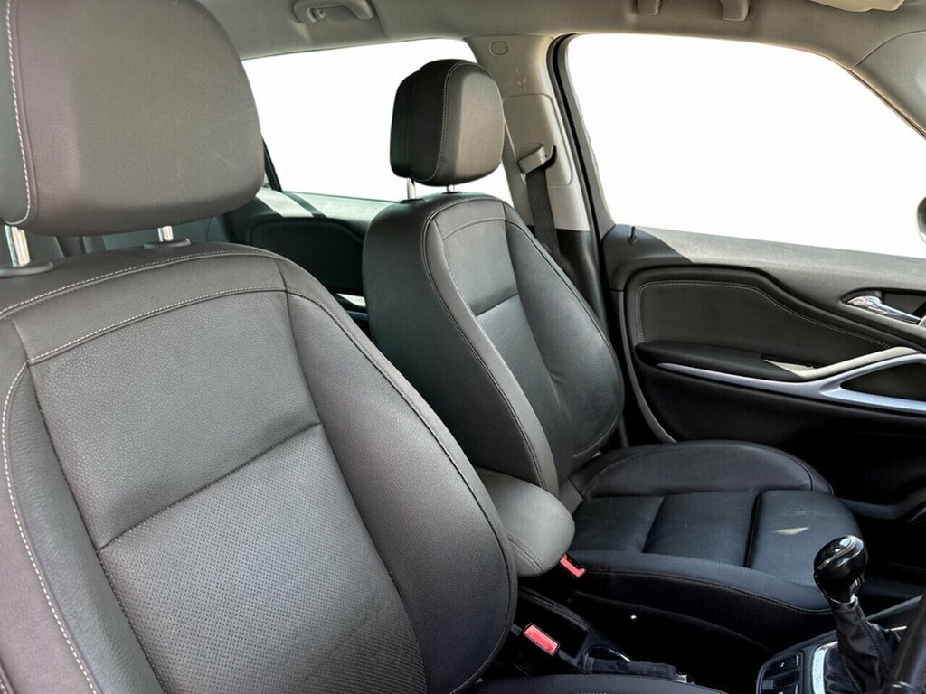 Vauxhall Zafira Tourer Sri T Blue #7