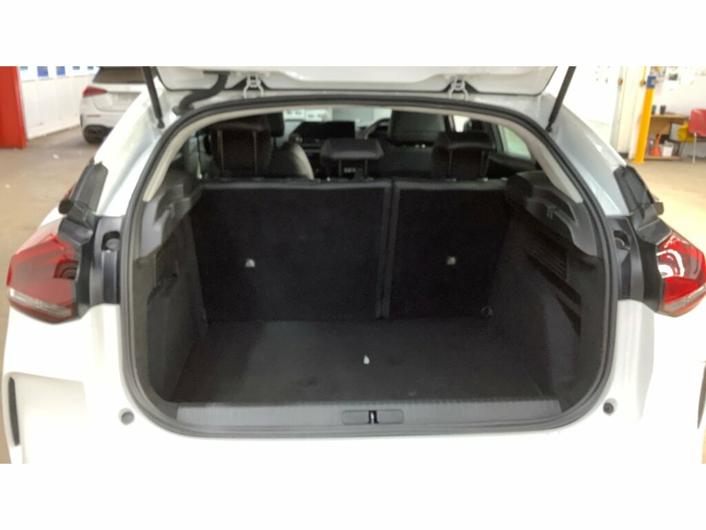 Citroen C4 Puretech Sense White #5