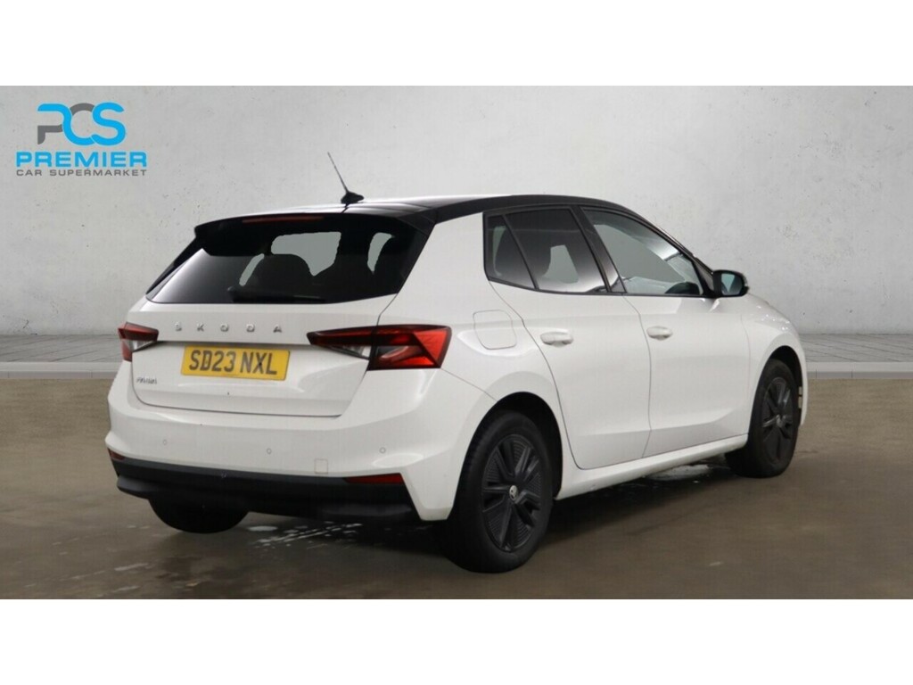 Skoda Fabia Mpi Colour Edition White #4