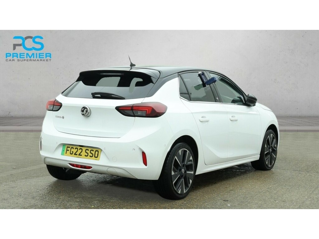 Vauxhall Corsa-e Elite Premium FG22SSO White #4