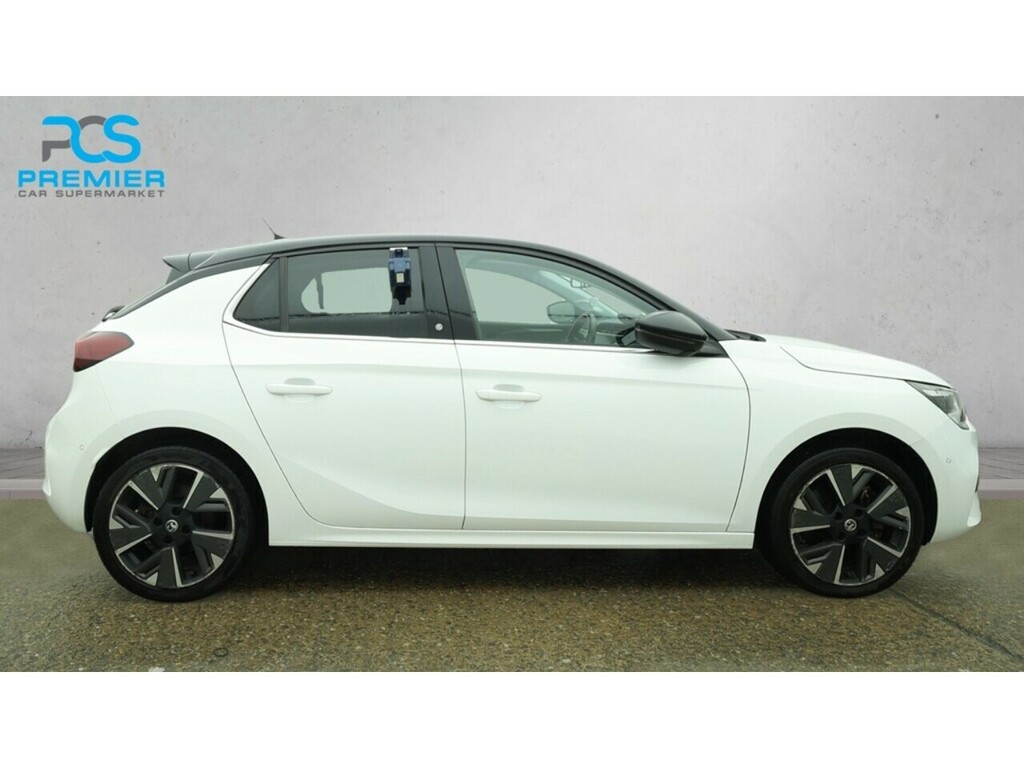 Vauxhall Corsa-e Elite Premium FG22SSO White #2