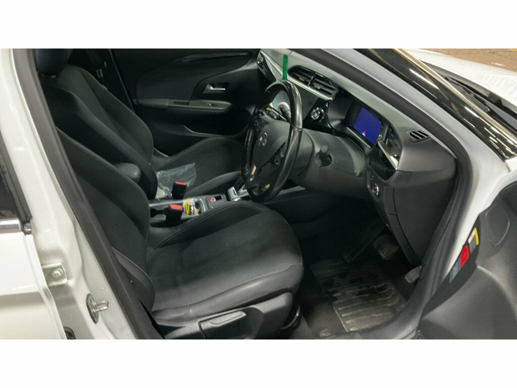 Vauxhall Corsa-e Elite Premium FG22SSO White #3