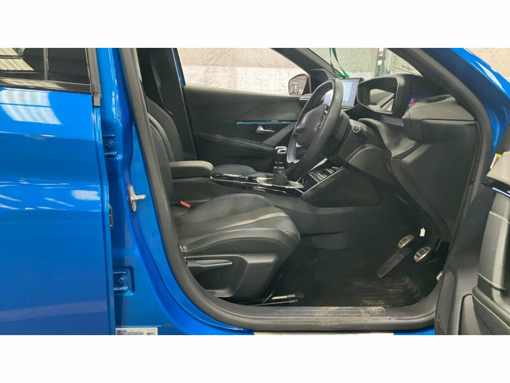 Peugeot 208 Puretech Gt Blue #3