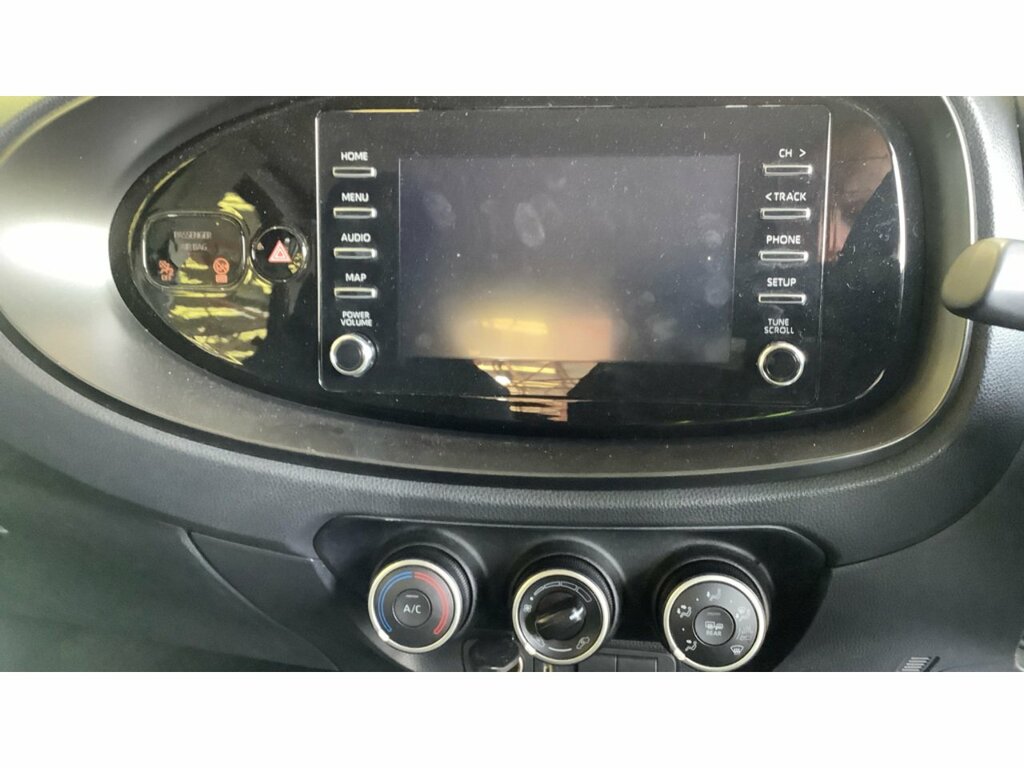 Toyota Aygo X Vvt-i Pure Silver #6