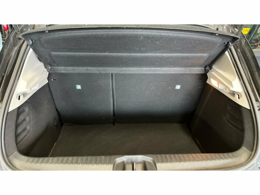 Renault Clio Tce Iconic Black #5